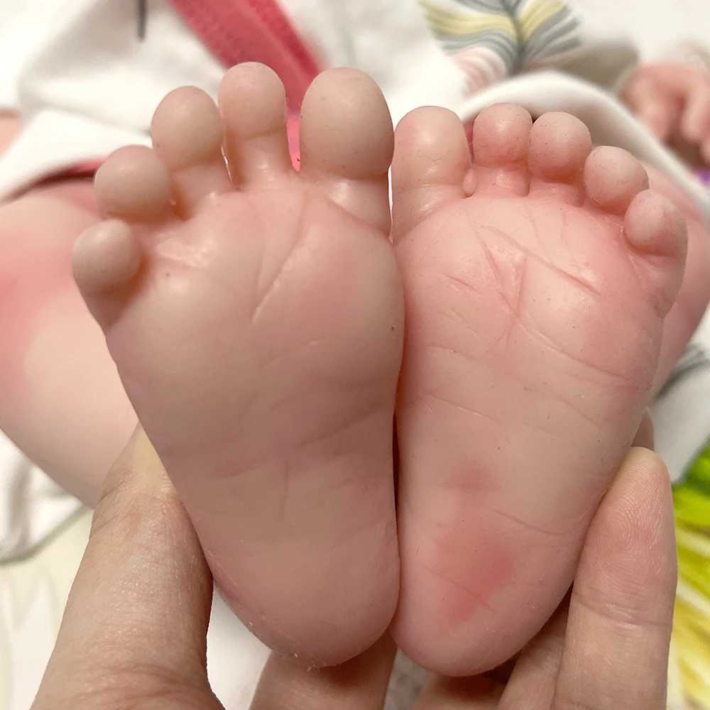 Bambola rinata con vera pelle e silicone morbido per tutto il corpo, la prima scelta per anziani e bambini per accompagnare la gravidanza