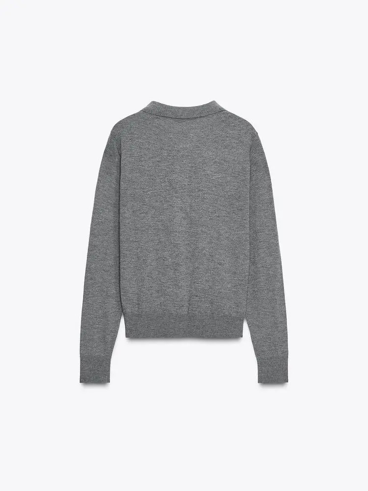 เสื้อสเวตเตอร์ถักไหมพรมสีพื้นเรียบง่าย สไตล์แฟชั่น ฤดูใบไม้ผลิ 2026 สำหรับผู้หญิง ทรงเข้ารูป แขนยาว สไตล์ลำลอง