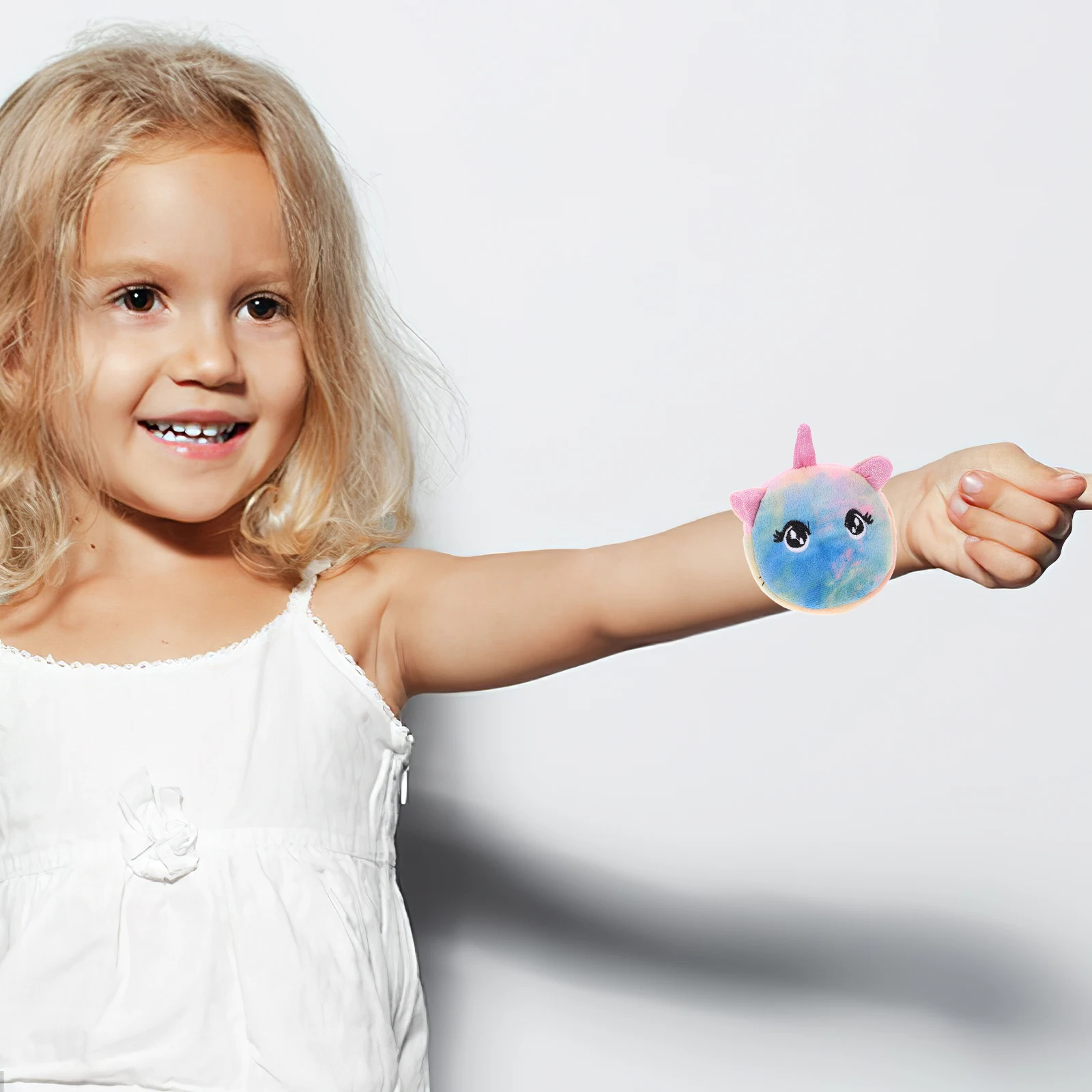 

Unicorn Bracelet Furry Animal Slap Holiday Bracelets Kids Party Wristbands Bag Girls Toy Favors Birthday
