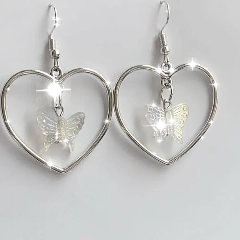 Harajuku Hollowed-out Sliver Color Heart-shaped Butterfly Pendant Dangle Earrings for Women Exaggerated Temperament Jewelry Gift
