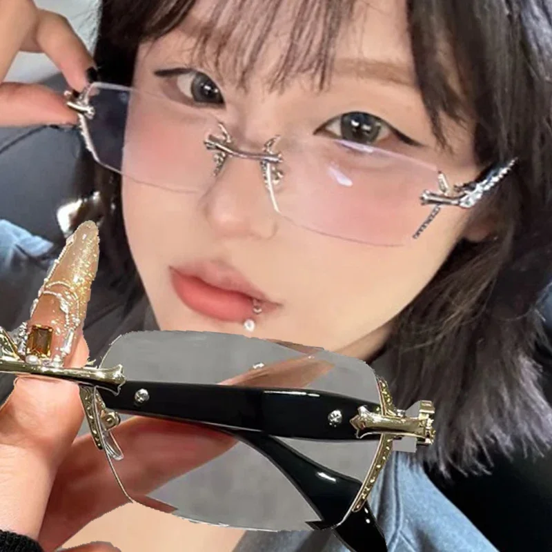 

Retro Frameless Eyeglasses for Women Silver Rectangle Glasses Anti Blue Light Small Square Eyewear Fashion Spectacle Decorative