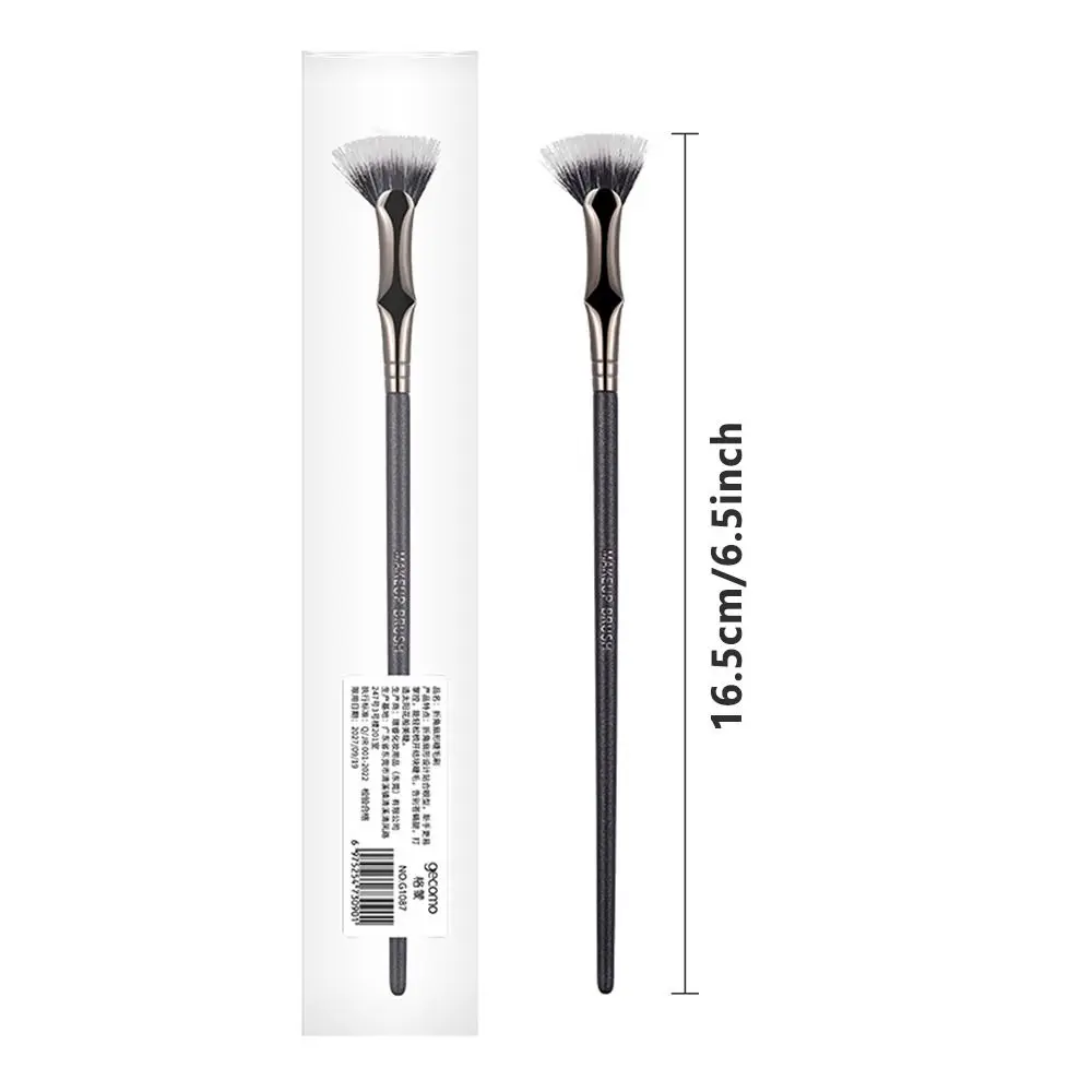 Brosse de maquillage coudée en forme d'éventail, brosse à cils clairement enracinée, brosse professionnelle pour Mascara, manche en bois, outil de maquillage fin