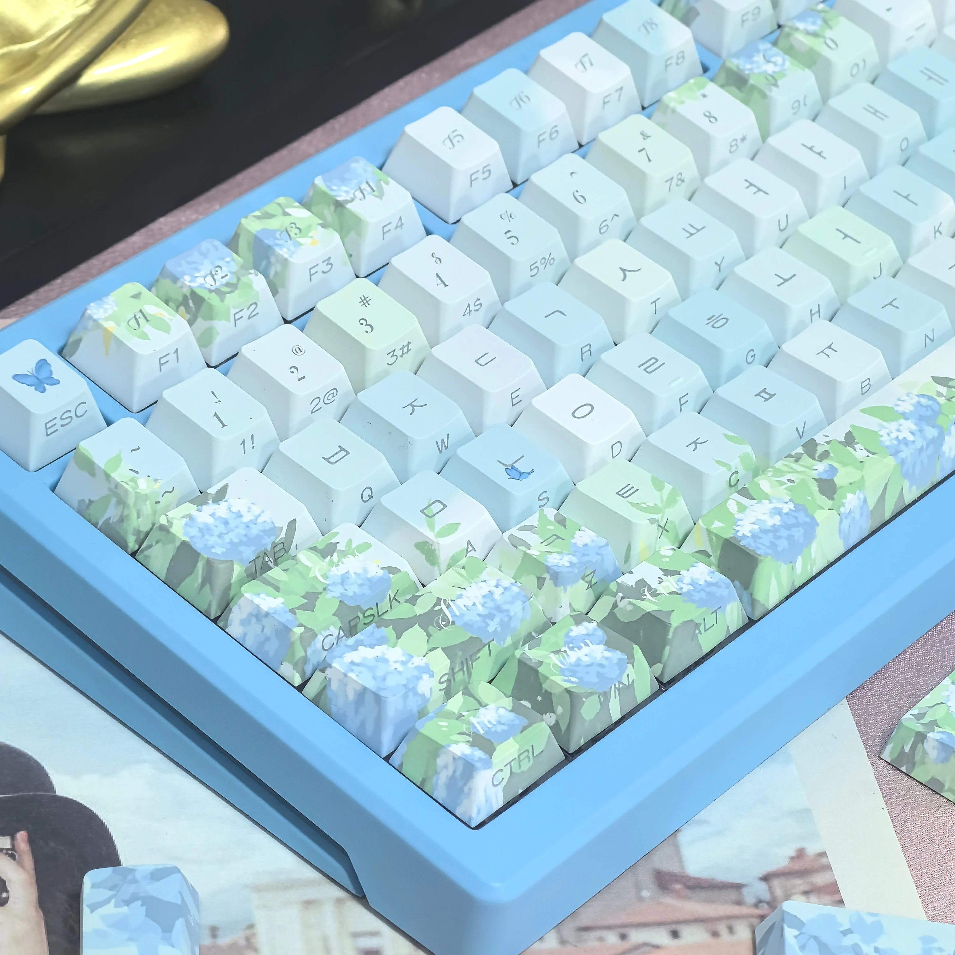 

Korean Keycap 133Keys Elegant Blue Green Endless Summer Hydrangea Cherry Side Engraved For Mx Keyboard Plant Flower KR Keycap