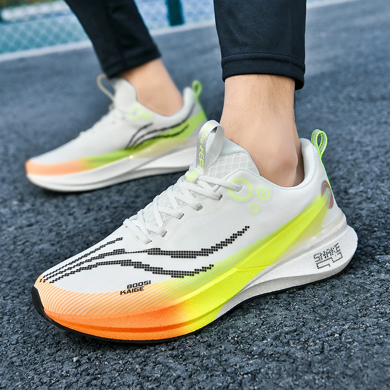 عام الثعبان/الأرنب الأحمر 8Pro أحذية الجري المصنوعة من الكربون طالب جديد طفل كبير المهنية سباق الطيران الكهربائية 5 spo