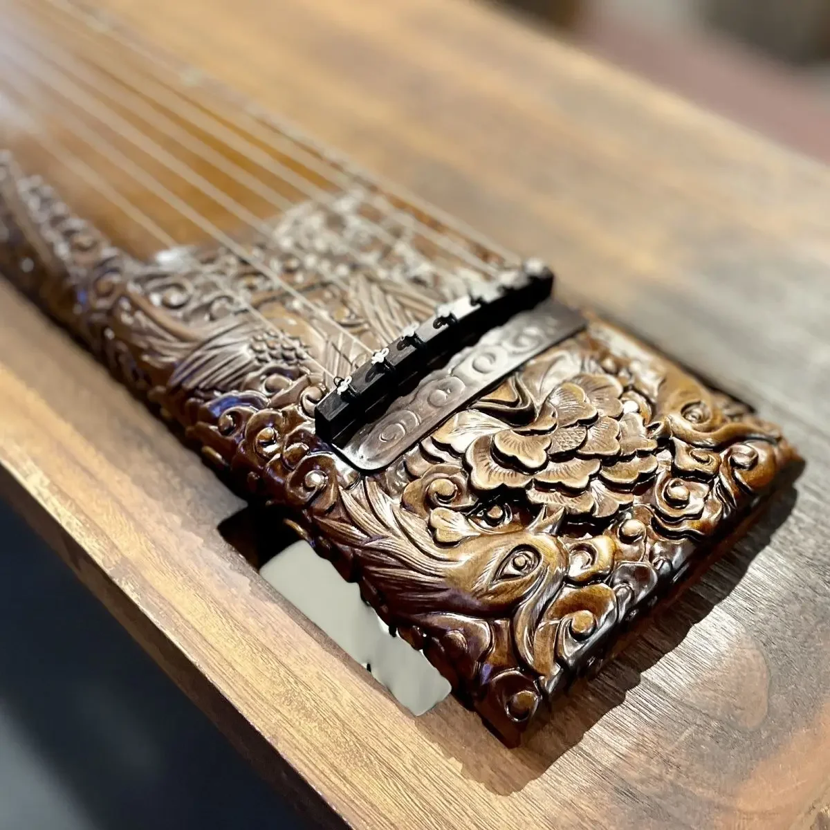 Jinsinan Guqin (Fengqi Peony)