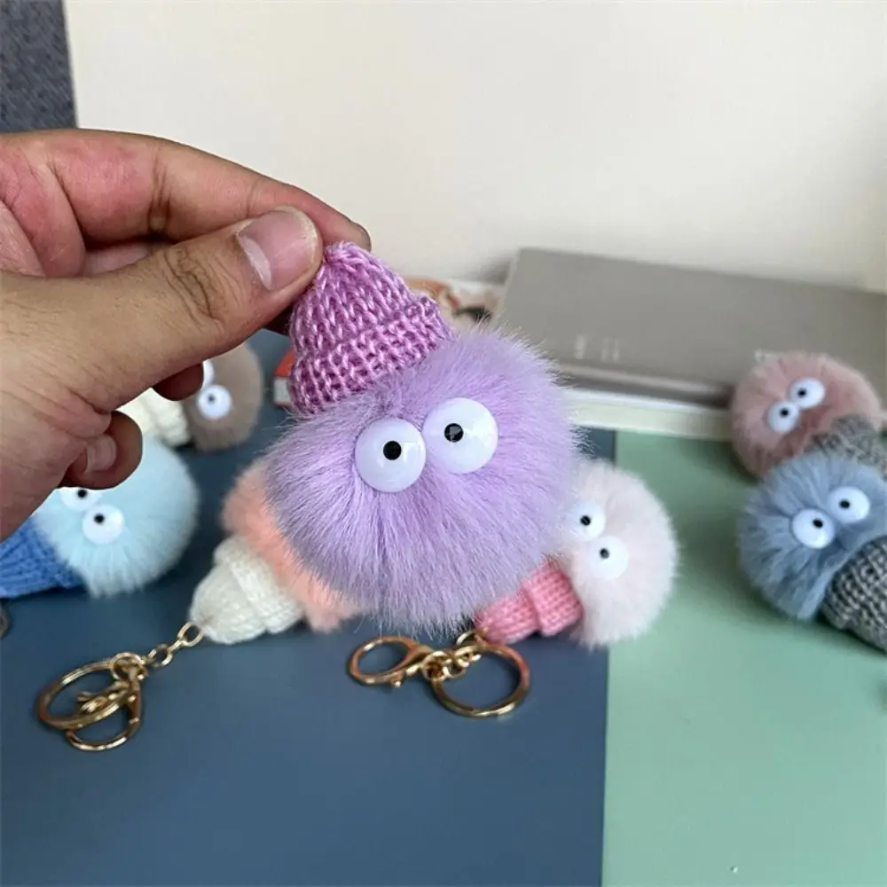 LLavero de bola de carbón de felpa pequeña, bonito y feo, creativo, esponjoso, Simple, pequeño, colgante de muñeca Kawaii