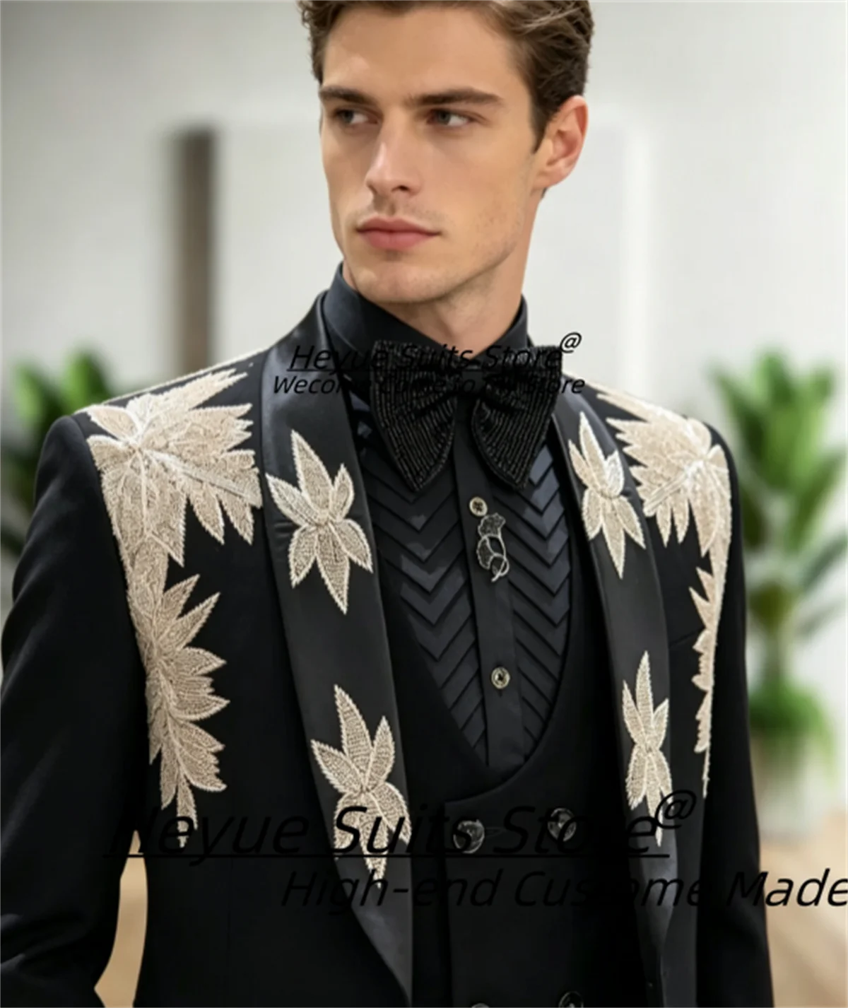 Luxurious Gold Floral Embroidery Men Suit Slim Fit  Shawl Lapel Wedding Groom Tuxedos 3 Pcs Sets Male Formal Blazers Ropa Hombre