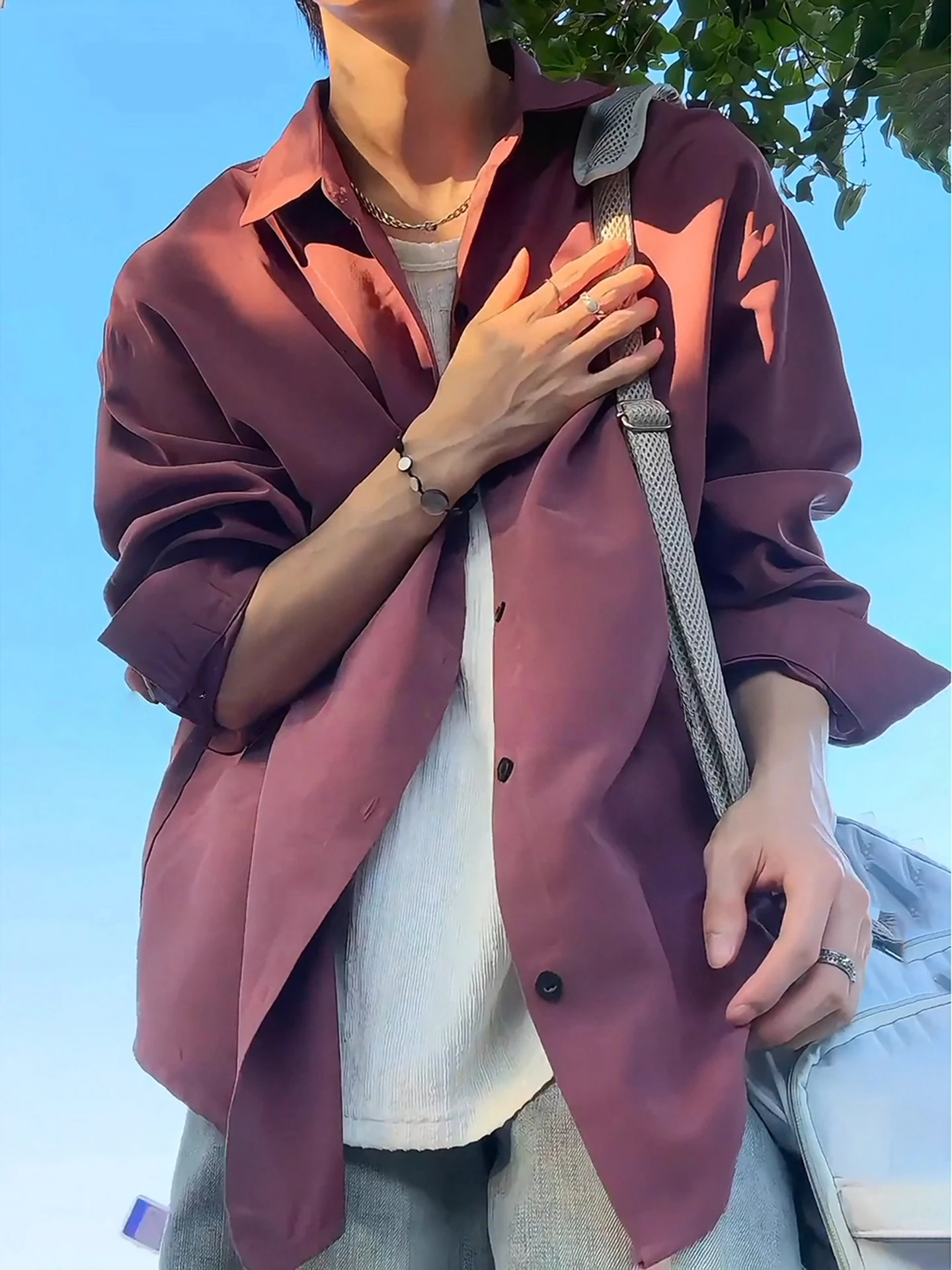 

Свободная удлиненная рубашка в американском ретро-стиле, цвет сливово-фиолетовый, осенний, повседневный, молодежный, модный тренд