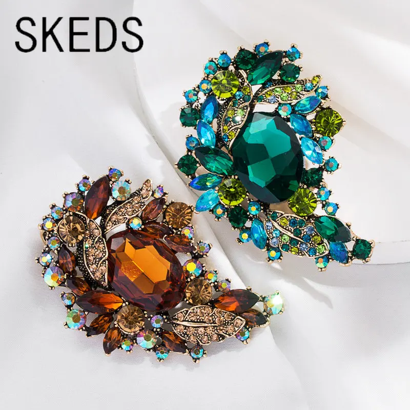 SKEDS Exquisite Women Large Rhinestone Glass Brooches Pins Luxury Crystal Shiny Decoration Party Banquet Badges Corsage Pin