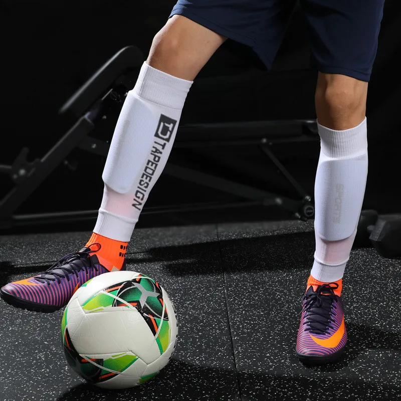 Weiche atmungsaktive 2022 Qualität neue hohe Socken Fußball rutsch feste verdickte Handtuch boden Sport, Radfahren, Legging, Frauen, Männer