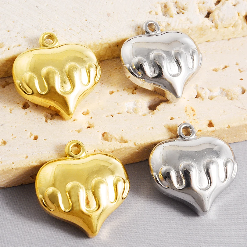 6Pcs/Lot Exaggerated Chunky Textured Catholic Sacred Heart Pendant Jewelry Making Supplies Witchcraft Sunburst Love Colgantes