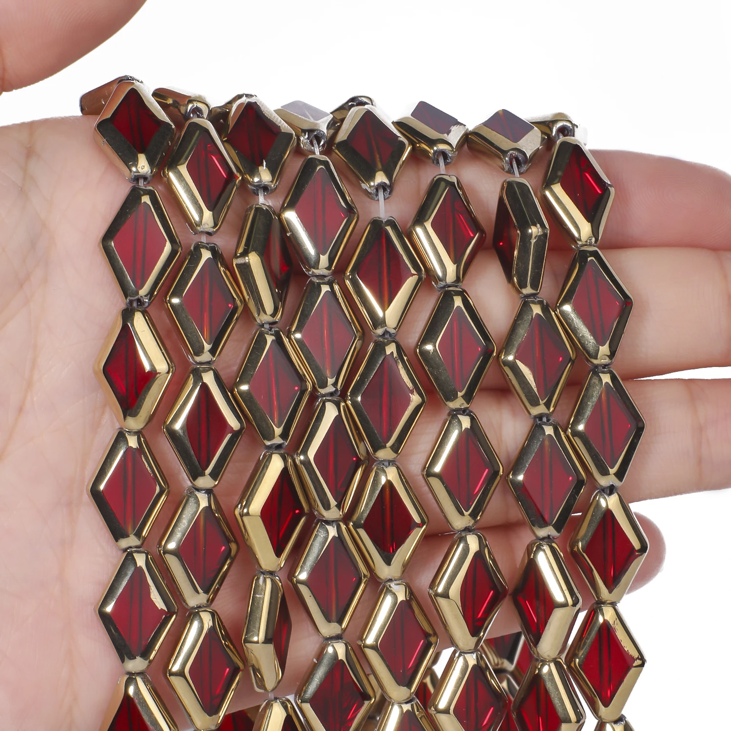 Diamantförmige, goldrandige Kristallquarzperlen, 10 x 15 mm, transparente, farbige Glasperlen für die Schmuckherstellung, zum Selbermachen von Halsketten. – Detail 13