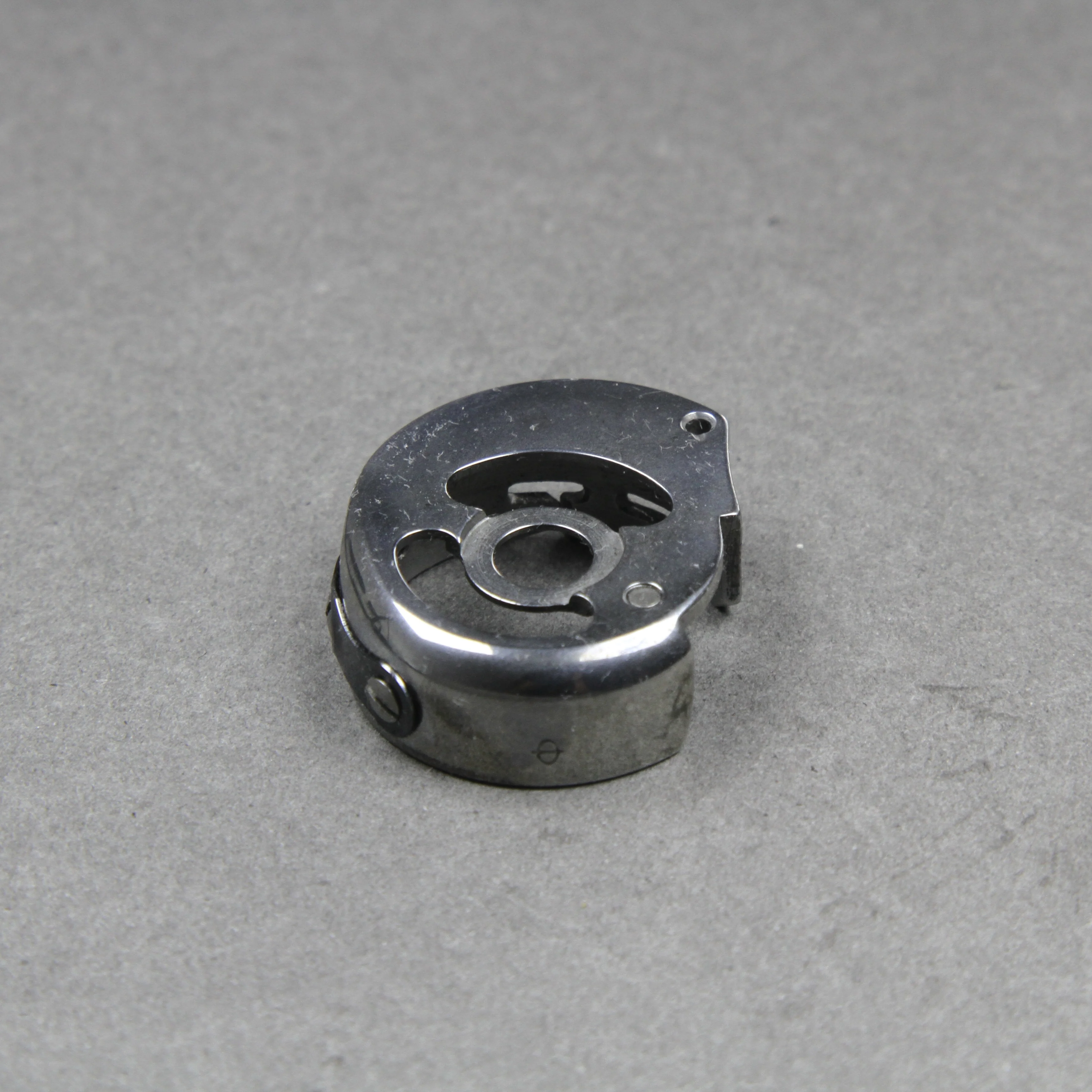 Original Hirose CP-G12C Bobbin Case For BROTHER LT2-B845 T-8450C-003 JACK JK-58450 ZOJE ZJ8450-5 Sewing Machine Parts