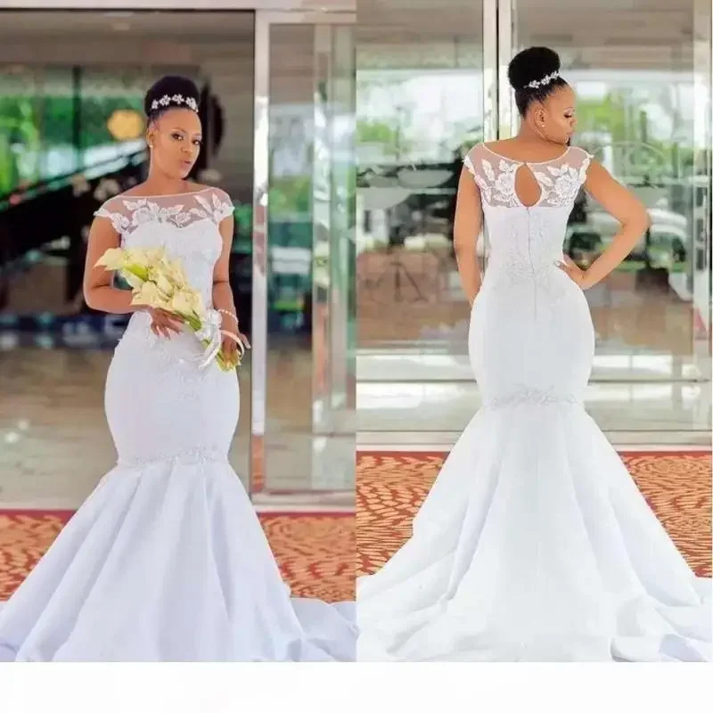 Maßgeschneiderte Meerjungfrau-Brautkleider mit Flügelärmeln, Spitze, transparenter Ausschnitt, Brautkleider, Applikationen, Sweep-Zug, südafrikanisches günstiges Hochzeitskleid