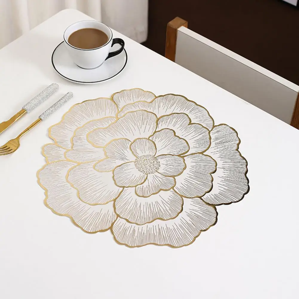 Moisture-proof Dining Mat Wear-resistant Placemat Peony Shape Pvc Placemats Non-slip Dining Mat Set for Home Kitchen for Dining