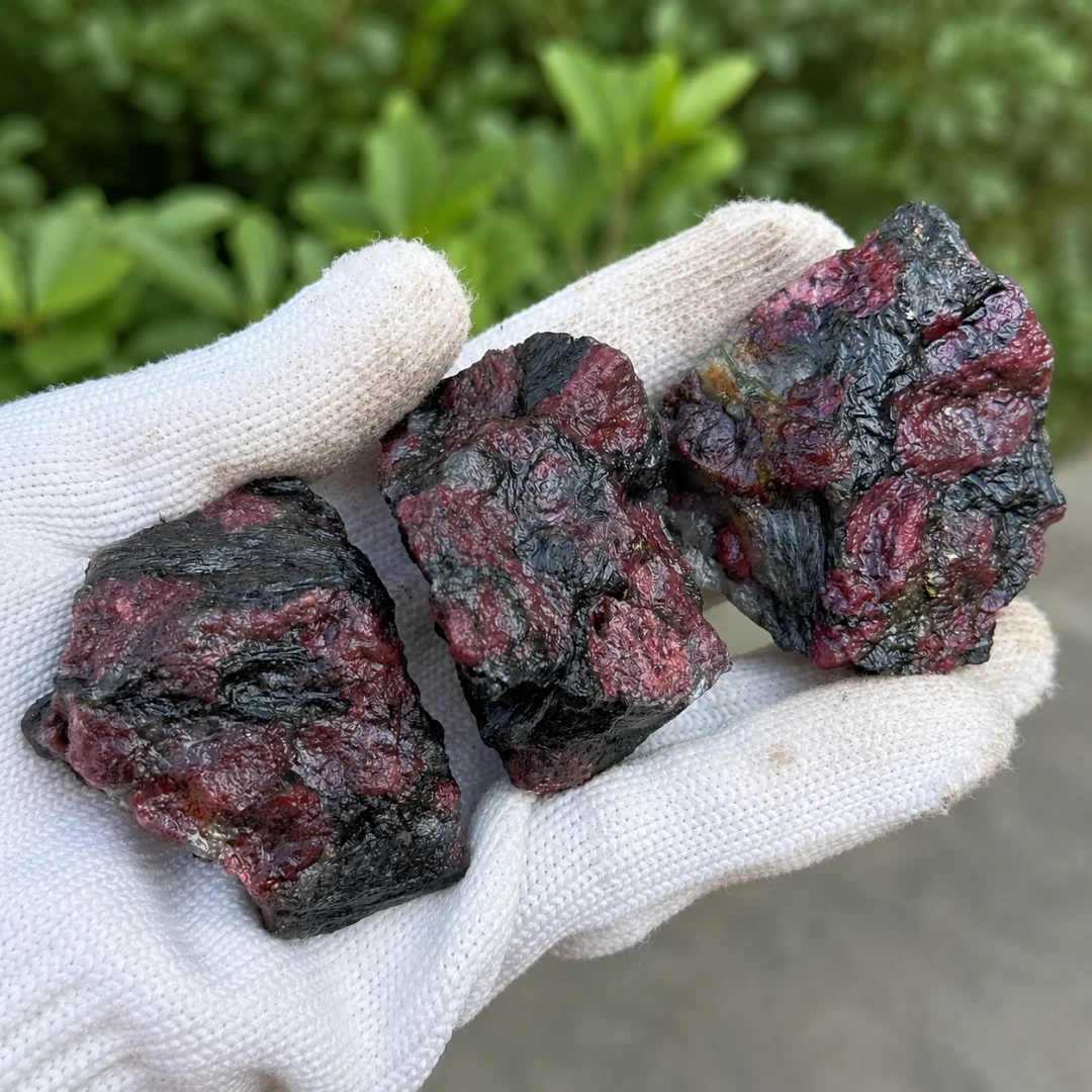 Granate Natural Irregular en Bruto, Espécimen Mineral de Astrofilita, Roca Irregular para Decoración del Hogar y Acuario