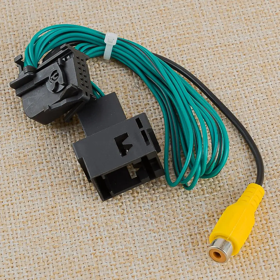 Car Radio Parking Rear Camera Video Plug Converter Cable Adapter New Fit For Ford SYNC 2012 2013 2014 2015 2016 2017 2018