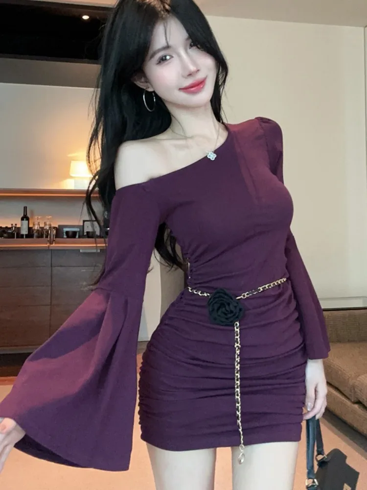 

Slimming Slim Fit Midi Dress with Bell Sleeves Shoulder Baring Design for Women Autumn Fashion Casual Chic Short Skirt