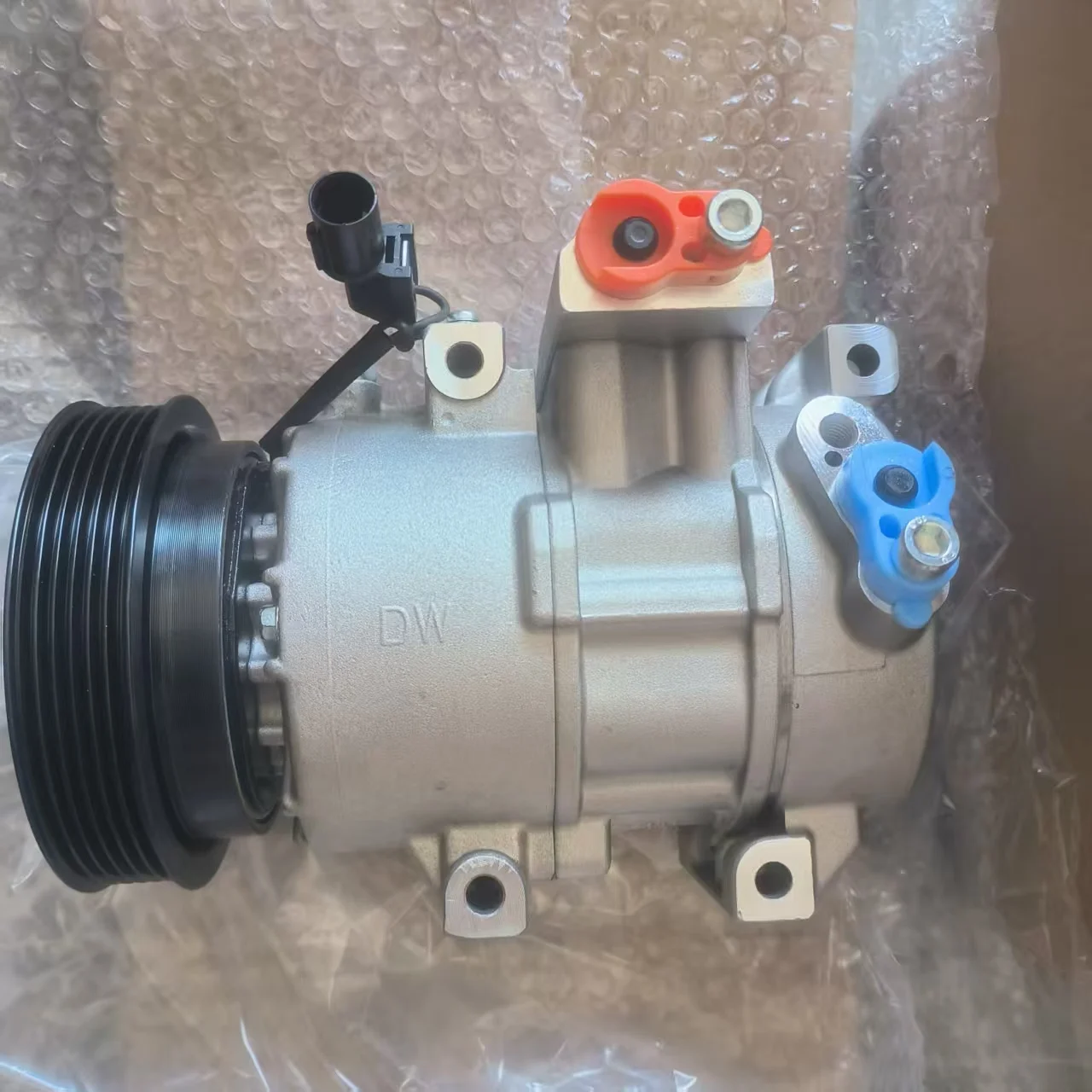 

For Hyundai Accent Veloster 12-17 L4 1.6L AC Compressor W Clutch 977012V000 1E29003000 977011R000 977011J101 97701-1R000
