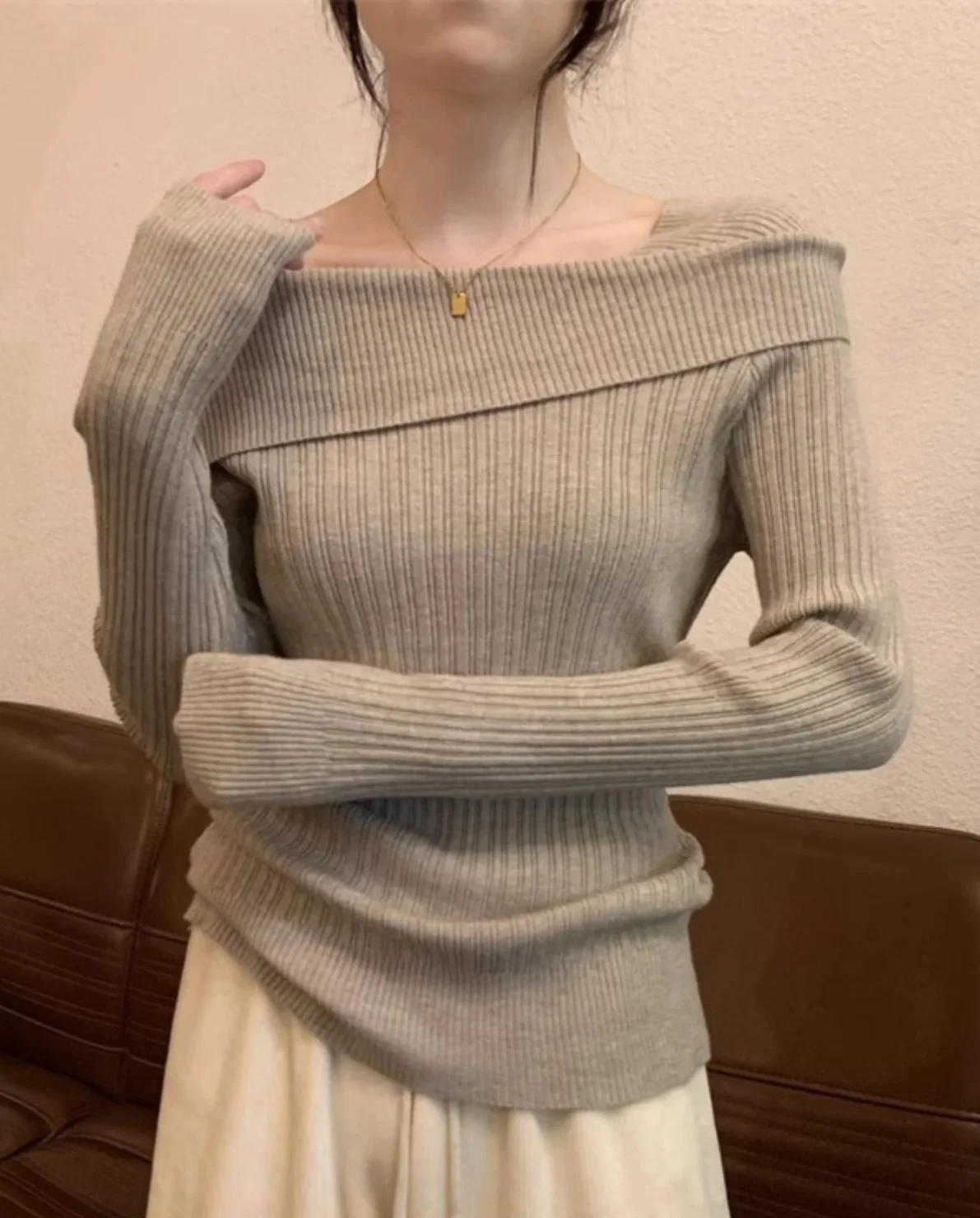 

Women's Knitted Base irt One-oulder Irregular Long High Waist Regular Fit Korean Commute Faion