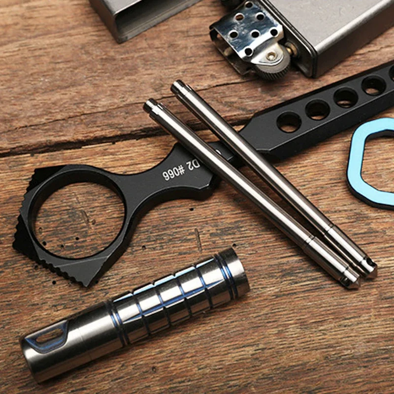 1Pc Outdoor Mini Titanium Legering Draagbare Pen Edc Multifunctionele Sleutelhanger Pen Draagbare Reis Metalen Balpen