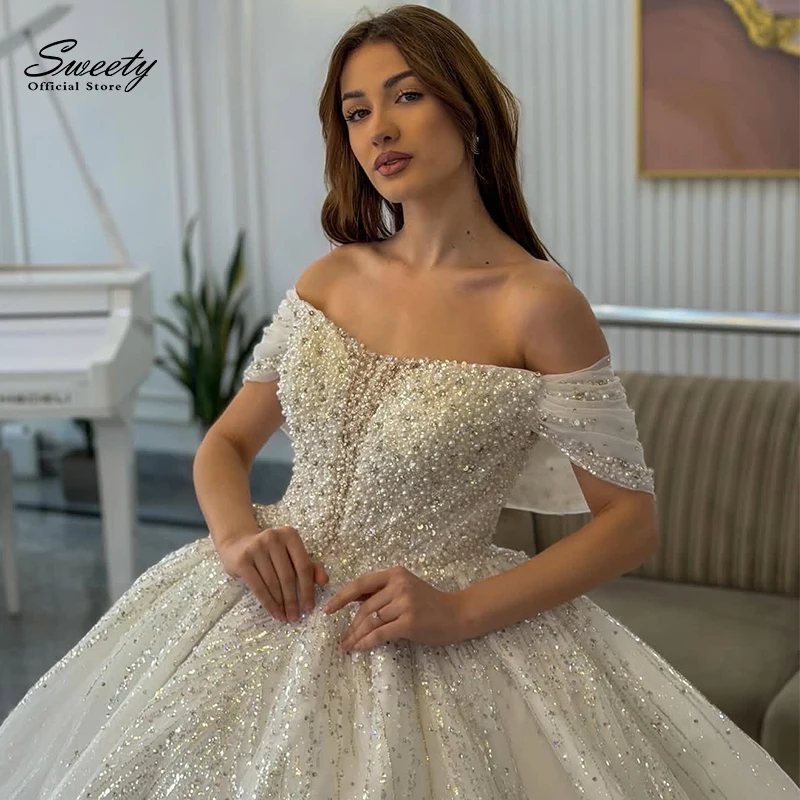 Luxurious Wedding Dresses Fully Beaded High-Neck Princess Ball Gown Ong Sleeve Customized Bride Dress Button Vestido De Novia