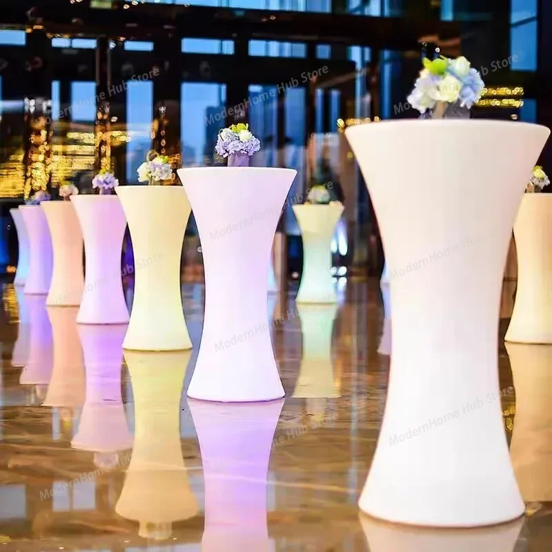 Out Door Use LED illuminated Bar Cocktail Table Rechargeable Bar Plastic Table Lighted Up Coffee Table KTV Disco Party Supply