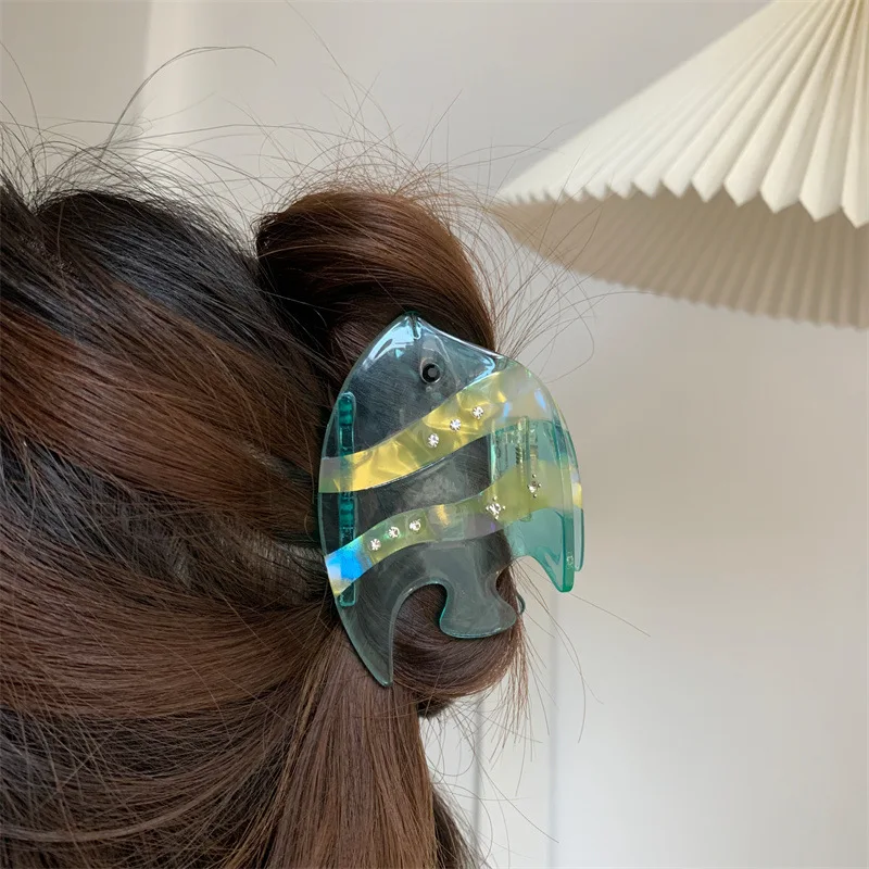 

Muweordy Transparent Fish Hair Claw Ocean Series Crab Hair Clip Acetate Claw Clip Creative Design Hair Accessories for Women