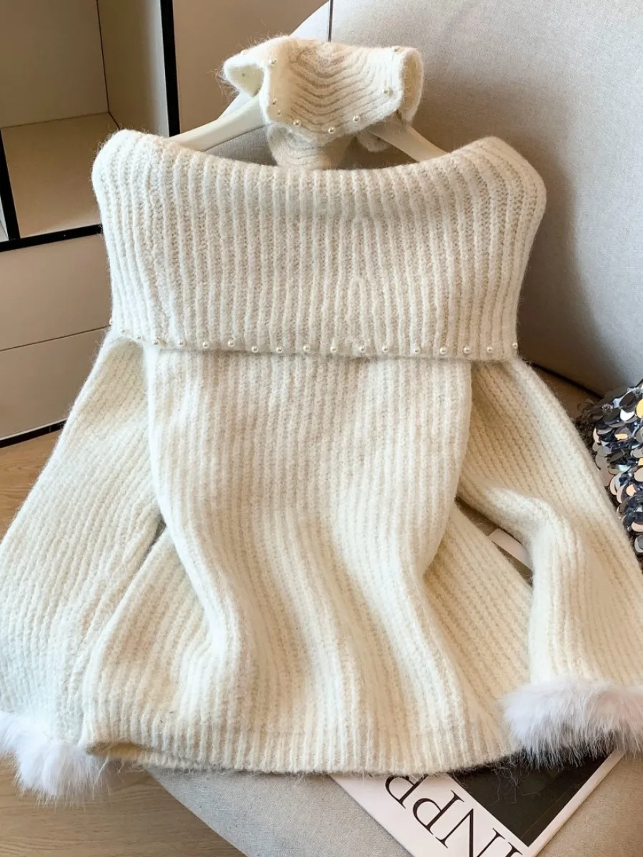 เสื้อไหมพรมถักแบบเปิดไหล่ข้างเดียวสำหรับผู้หญิง ทรงหลวม สไตล์เกาหลี สำหรับฤดูใบไม้ร่วงและฤดูหนาว ดีไซน์ปลายแขนขนฟู