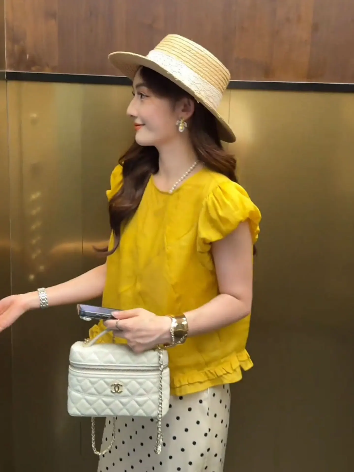 

Ele round Ne Bubble Sve Blouse Women's Vintage Sle Summer Top Korean Version Straight Cut Silk Fabric ort Sve