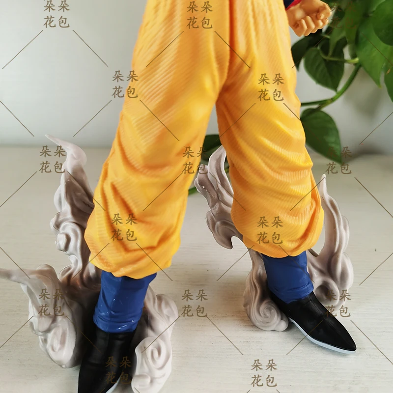 Violent Bear Seven Dragon Ball Series Anime Peripheral Decoration Super Four And Super Five Series Monkey King Vegeta Hand Model