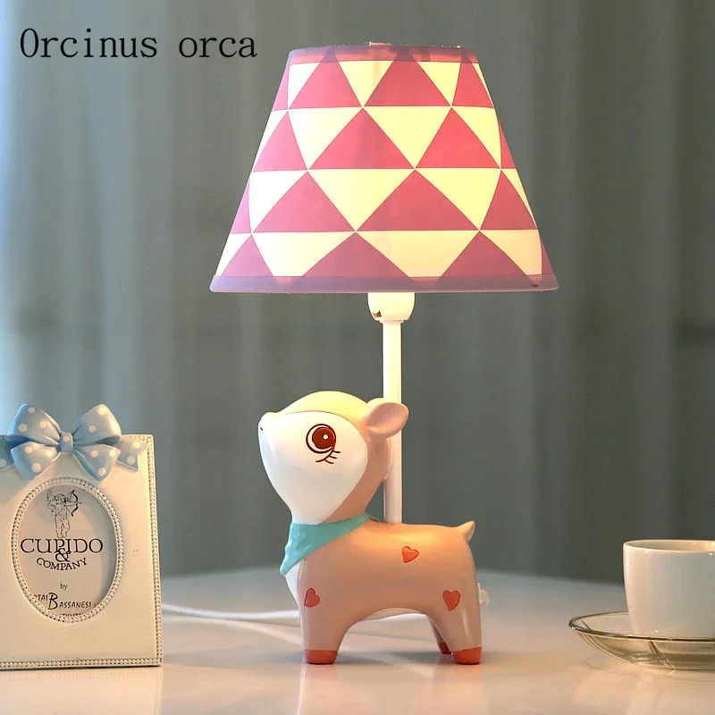 Cartoon deer LED desk lamp children's room bedside lamp bedroom Birthday gift warm sweet deer desk lamp free shipping