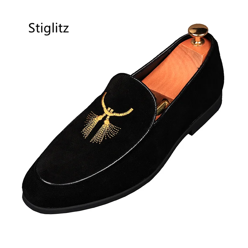 Suede Embroidery Loafers for Men Flats Casual Business Shoes Breathable Daily Driving Social Shoe Male All Match Men's Shoes