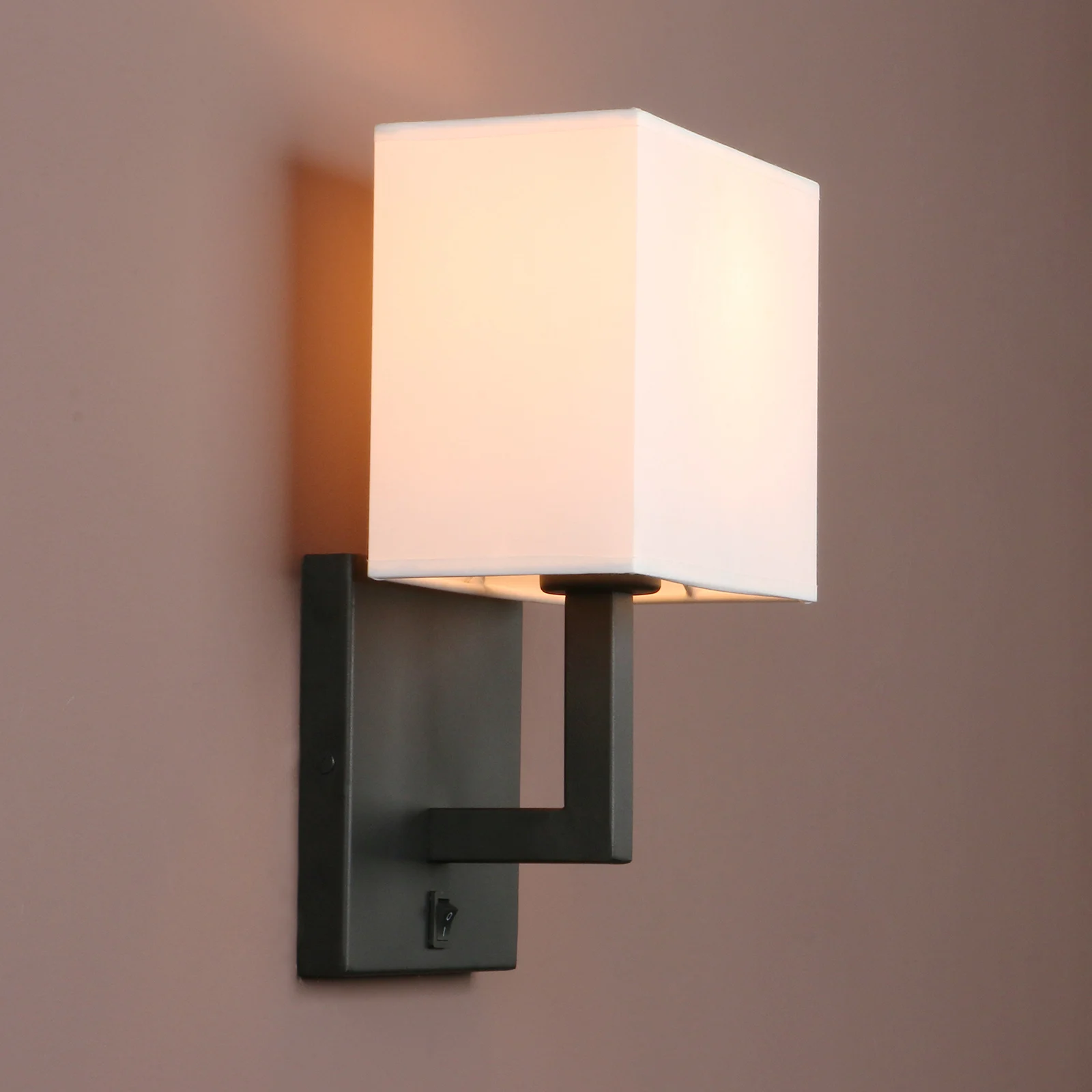 phanst single wall luminaire with white textile shadow and on / off switch button, small modern bedside lamp for bedside reading