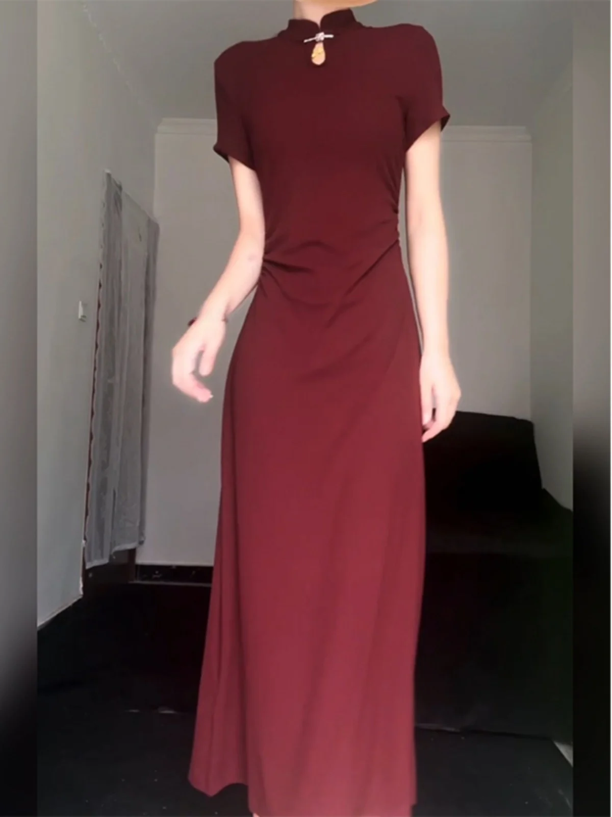 

Red New Chinese Style Retro Qipao Dress Women's Daily Wedding Dress Full Size Women Commuter Style Short Sleeve Long Dress