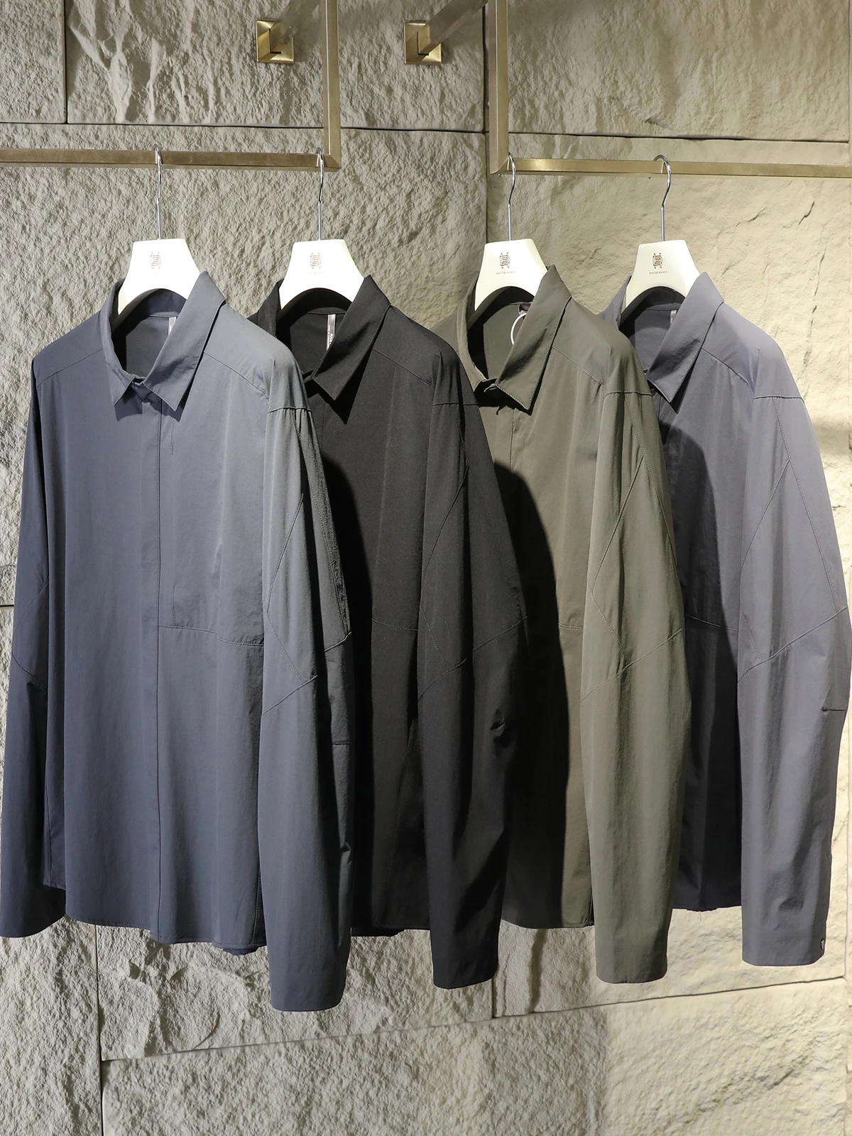 

Lightweight Outdoor Casual irt Sle Qui Dry Jaet Youth Loose Fit Anti Wrinkle Nylon Spandex Blend Long Sve Busin...