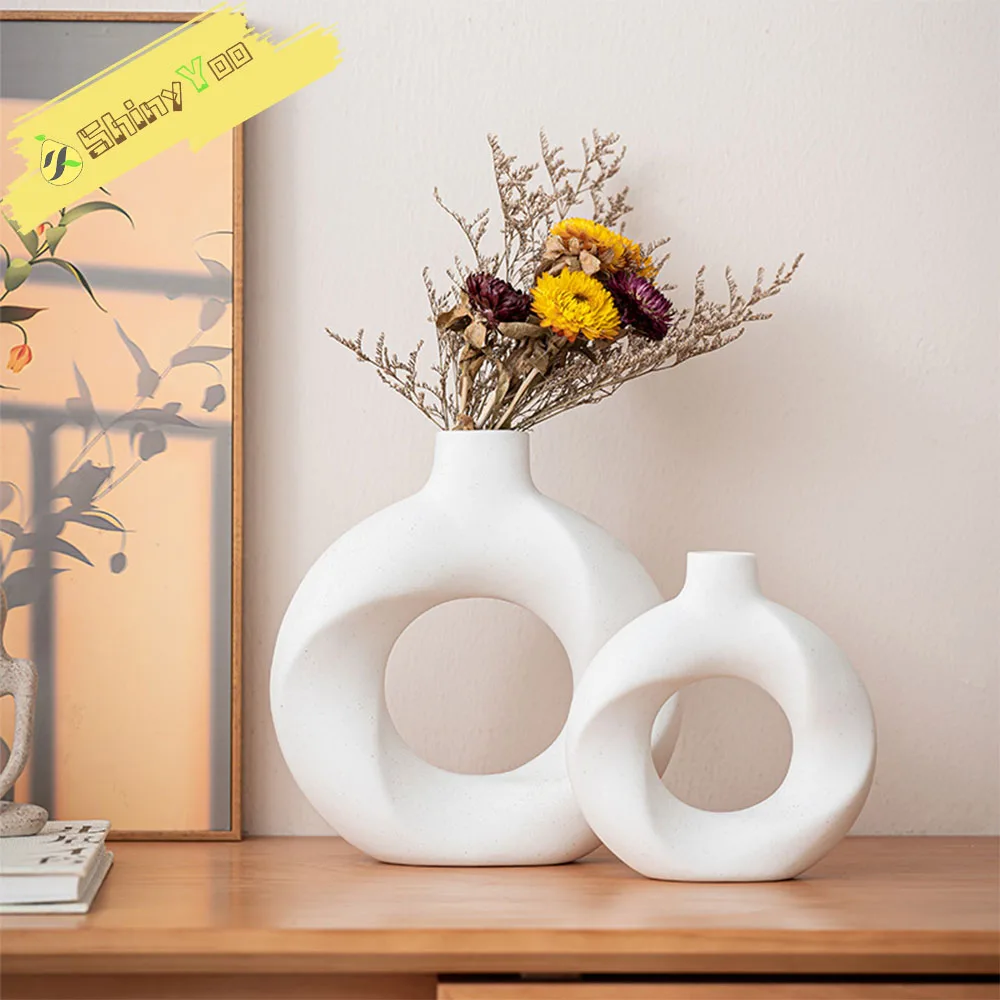 

Ceramic Vase, Flat Minimalist Simple Vase Donut Shape Flower Pot, Decoratio Hollow Ornaments Circle Flower Arrangement Vase