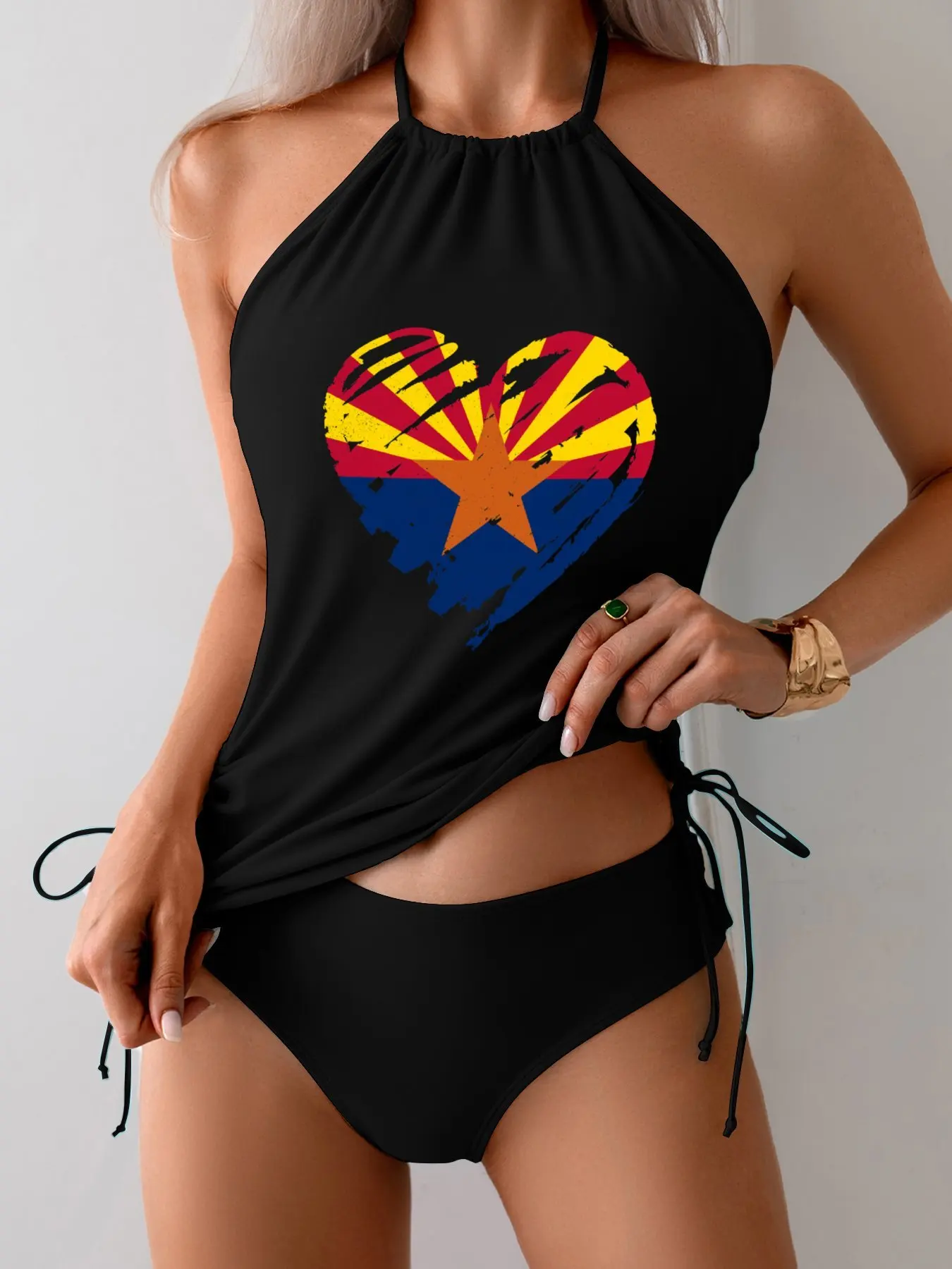 Рисунок 3 - Комплект купальника I Love Arizona с разрезом