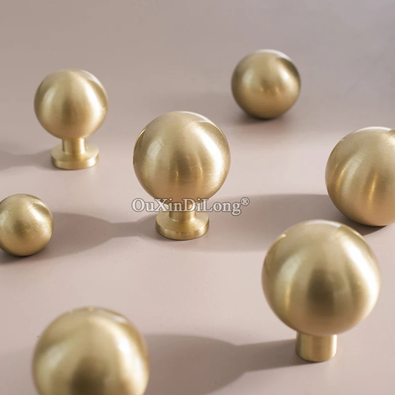 

NEW 4PCS Solid Brass Round Furniture Pulls Knobs Drawer Knobs Cupboard Wardrobe Kitchen Closet Dresser Wine Cabinet Pulls Knobs