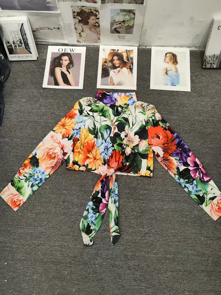 

Retro geometric print lapel tie waist-cinching short shirt two-piece set for 2025 autumn women's wear + loose skirt fashion set