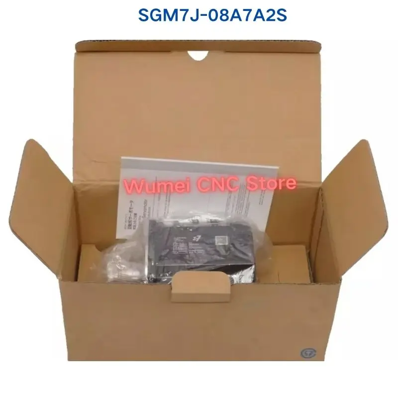 Brand new servo motor SGM7J-08A7A2S