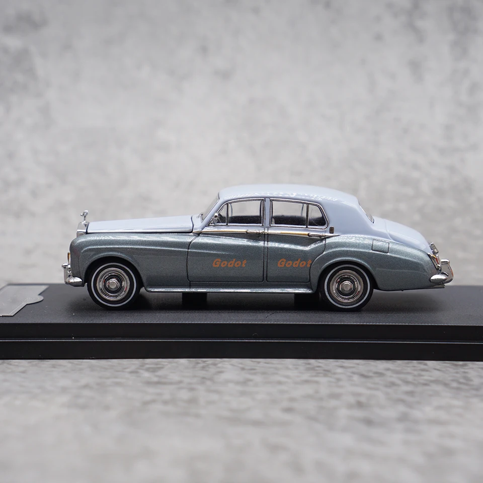 ミニカー SOLIDE ROLLS ROYCE SILVER CLOUD GFCC 1:64 Scale Diecast Alloy 1965 Rolls Royce Silver Cloud Toys