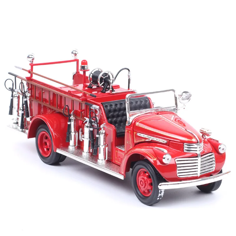 Yat Ming Luxury 1:24 Scale Vintage 1941 GMC Fire Truck Pickup Engine Cab Ladder Metal Die cast model Car Toy Collectibles Red