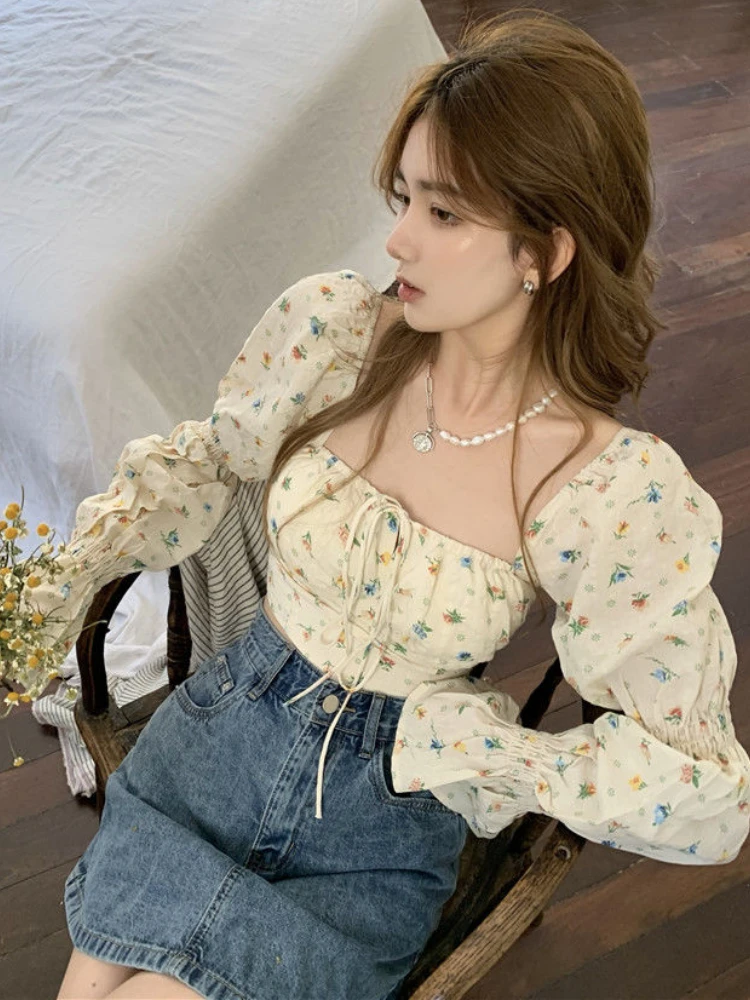 Flare Long Sleeve Blouses Women Crop Tops Floral Hot Sweet Girls Ins Spring Fashion Young College Korean Sexy Temperament Tender