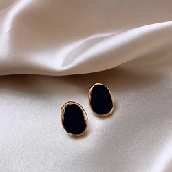 S925 Silver Needle Korean Retro Black Geometric Small Fashion Light Luxury High end Design Sense Earrings Women's Jewelry