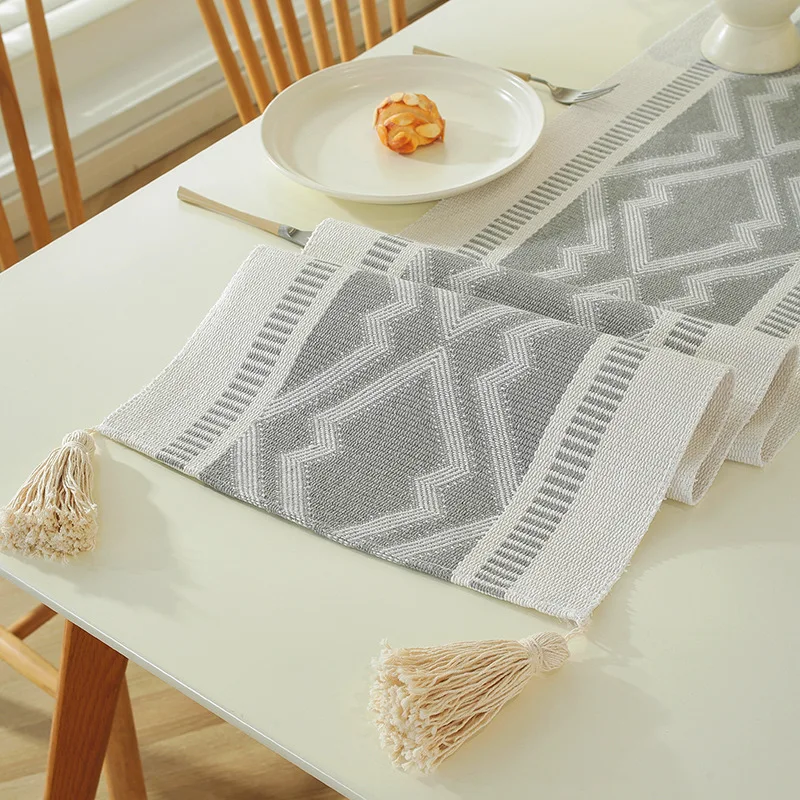 Thickened Geometric Jacquard Table Runner Soft Household Strip Cloth Hanging Tassel Tea Table Dinner Table Decoration