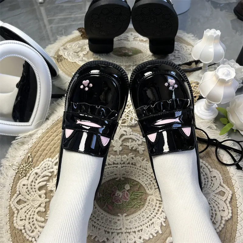 Zapatos de moda estilo Lolita para mujer, con un diseño adorable de huellas de gato, punta redonda, tacón ancho y estilo Mary Jane, ideales para combinar con uniformes. Zapatos para mujer.