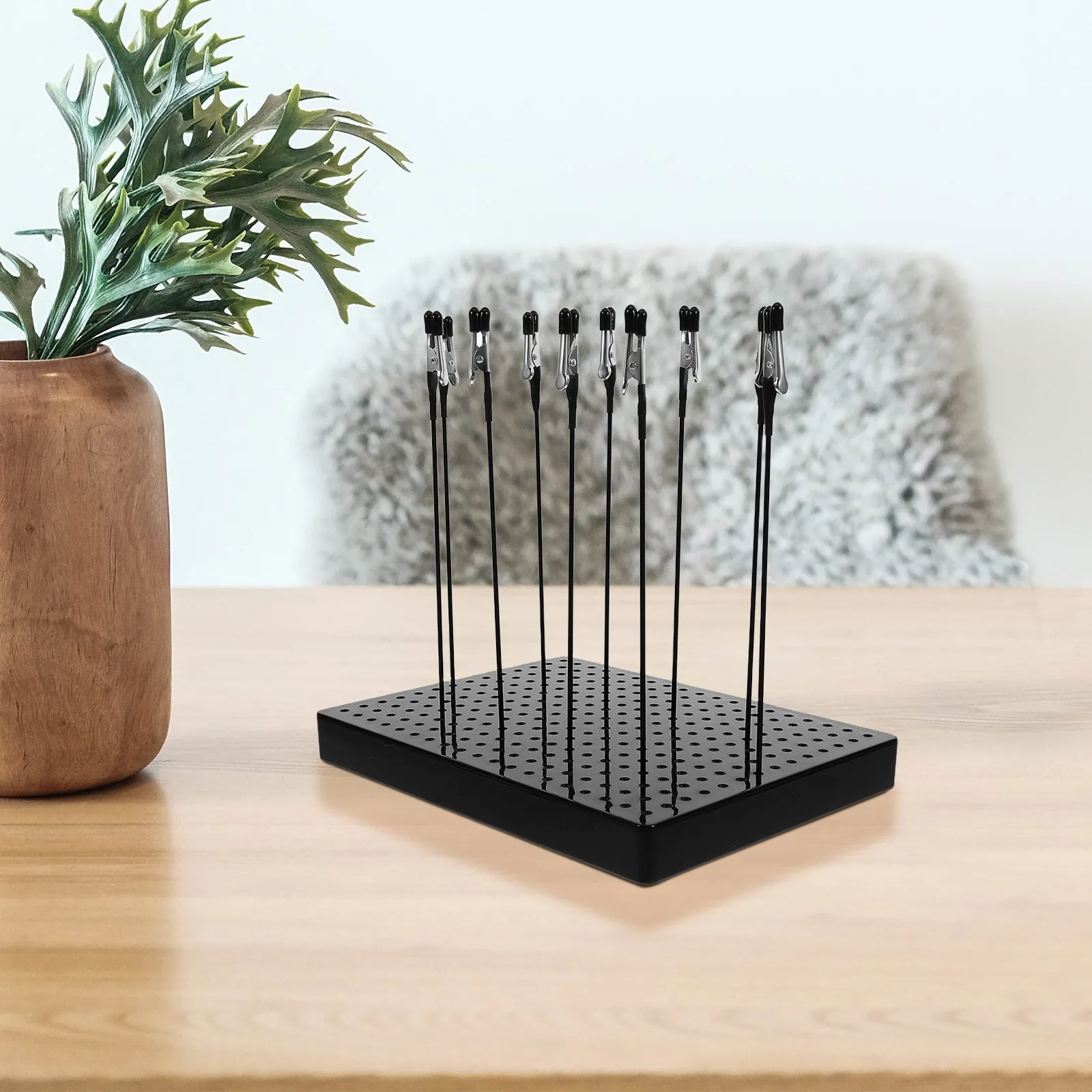 

Набор из 1 шт.: Металлическая гибкая подставка-держатель для рисования с зажимами-крокодилами и щеткой для чистки, устойчивый держатель для аэрографа и миниатюр