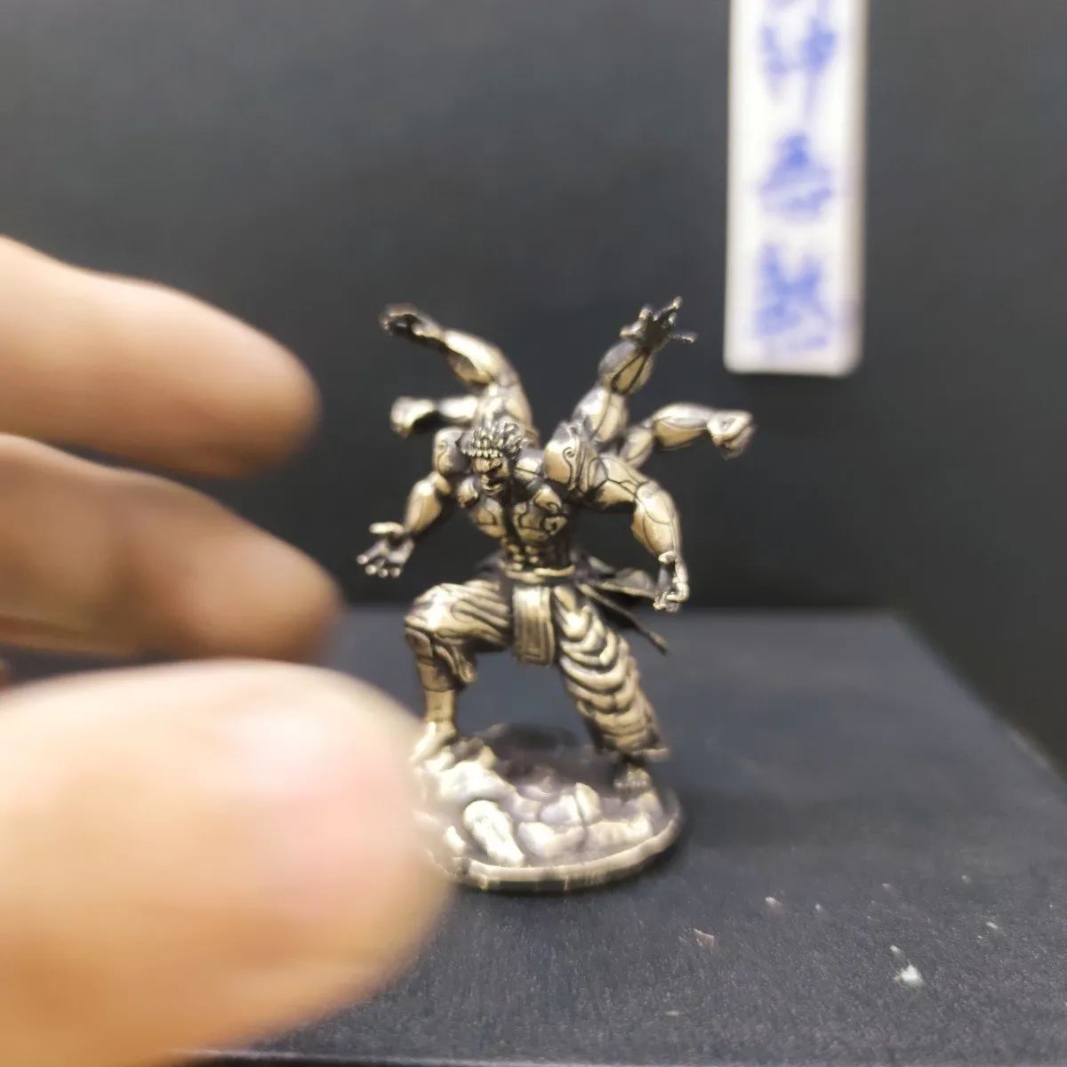 Brass Multi-Arm Warrior Mini Figurine Fantasy Character Model Wargame Diorama Desktop Collectible Craft Ornament