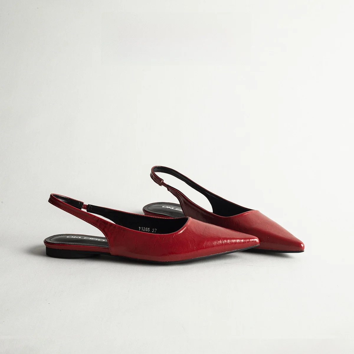 

Leather Covered Toe Sandals Women's Summer Casual Fashion Simple Pointed Toe Flat Bottom Outdoor Wearable Slip-On Slippers